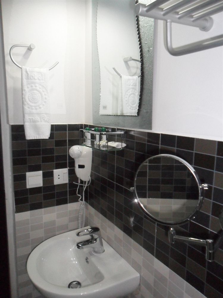 Hotel Calima Real Екстер'єр фото
